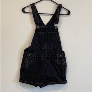 Aritzia tna shorts overalls